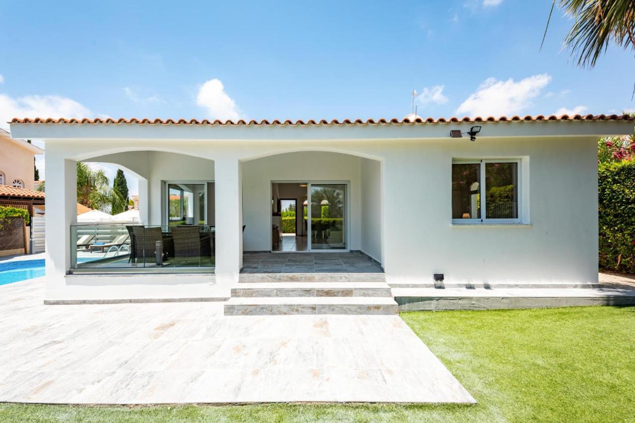 Bungalow Mikaella By Ezoria Villas Golful Coralilor Exterior foto